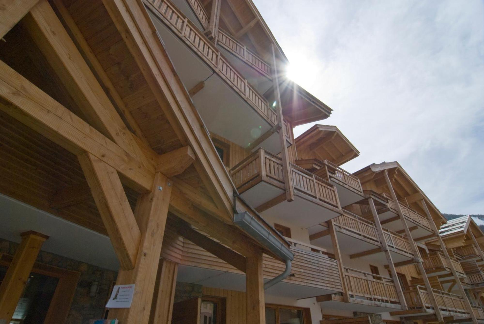 Madame Vacances Residence Le Parc Des Airelles Les Orres Buitenkant foto