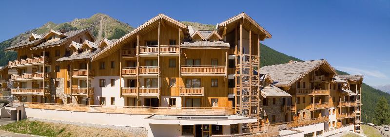 Madame Vacances Residence Le Parc Des Airelles Les Orres Buitenkant foto